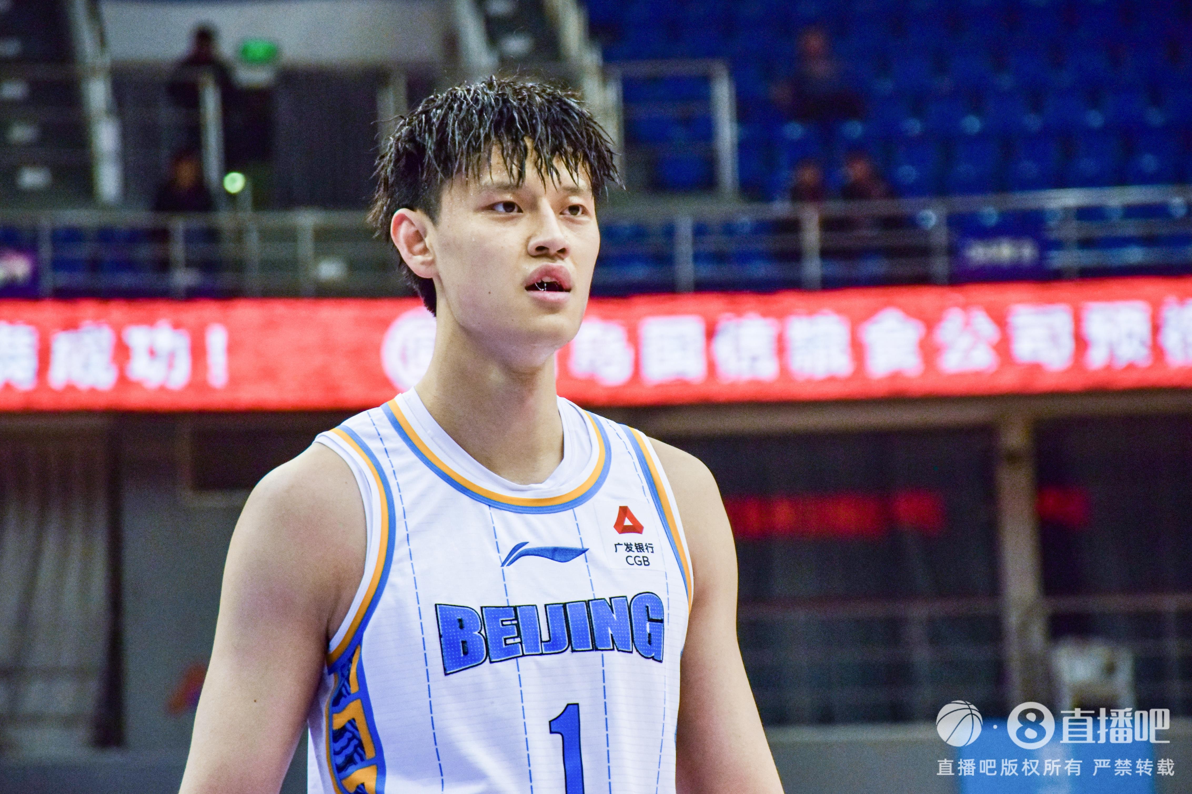 7次大帽相當炸裂！曾凡博替補砍16分7板7帽 大帽絕殺遼寧！